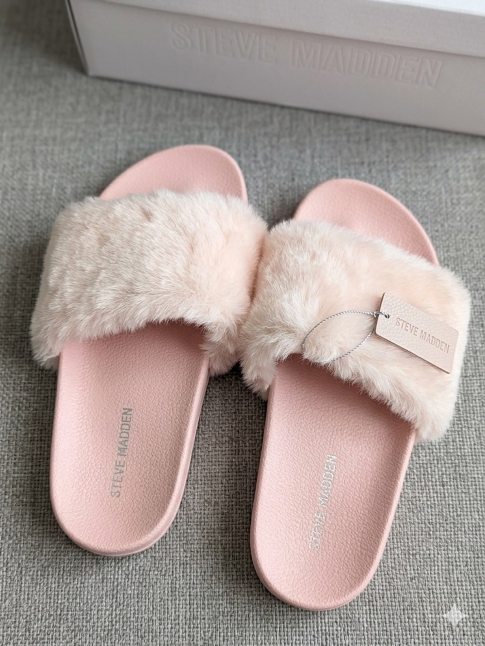 Steve Madden Blush Pink Faux Fur Slide Sandals